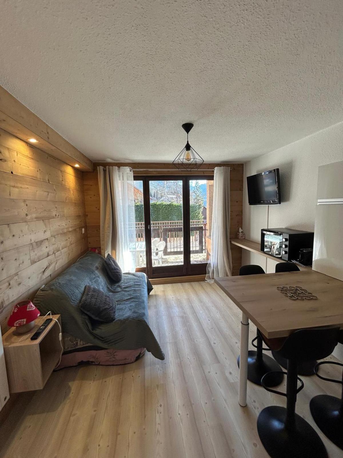 Chaleureux Appartement Moderne Briancon  Exterior photo